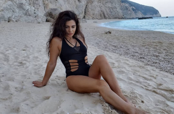 İzmit Escort Gül ile Sıcacık Bir Akşam